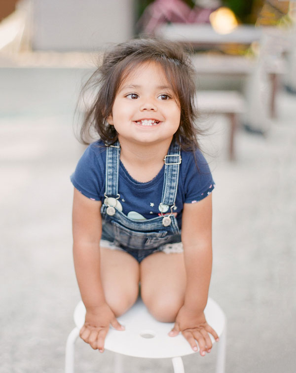 Niña contenta